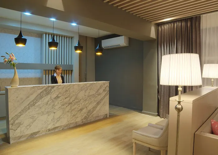 The Raya Surawong 3* Bangkok