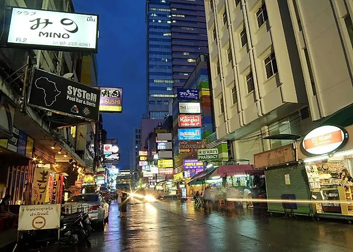 The Raya Surawong 3* Bangkok