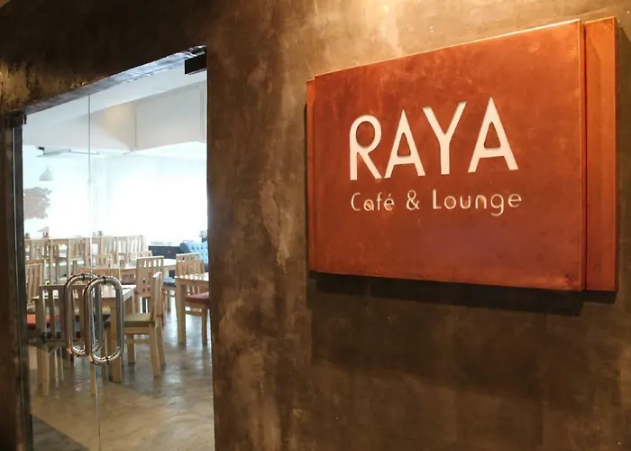 Hotel The Raya Surawong